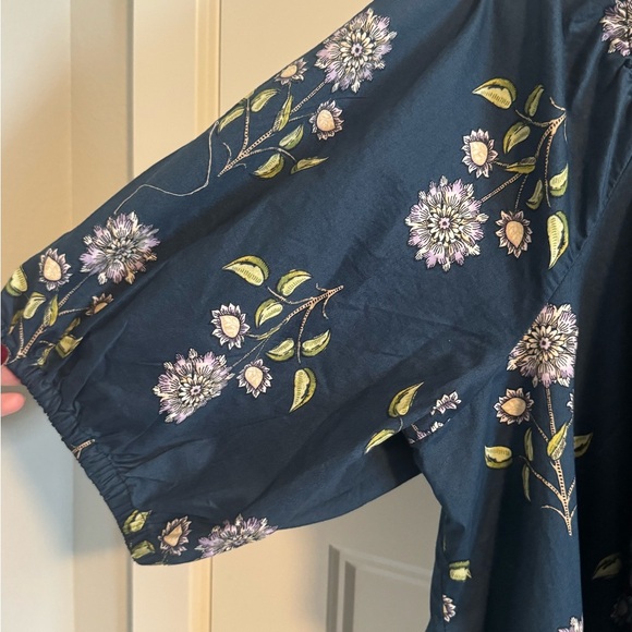 Old Navy Navy Floral Dress - Picture 2 of 5